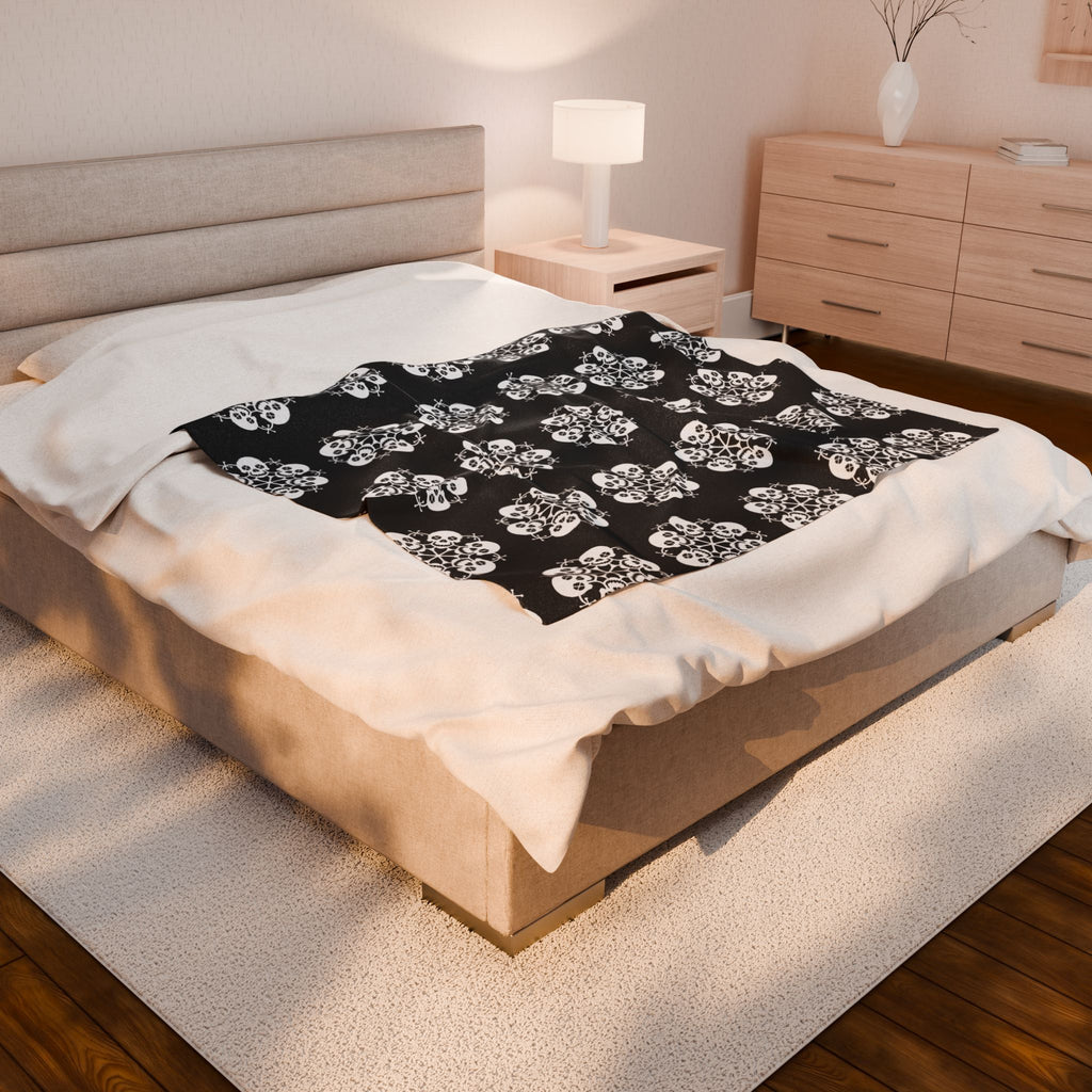 Skull Flakes - Deathly Snow Flakes - Black & White Soft Fleece Blanket (FREE SHIPPING)