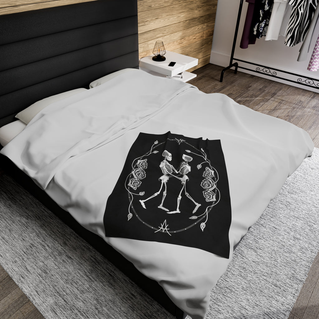 Til Death Do Us Part - Skeleton Couple - Black & White Soft Fleece Blanket (FREE SHIPPING)