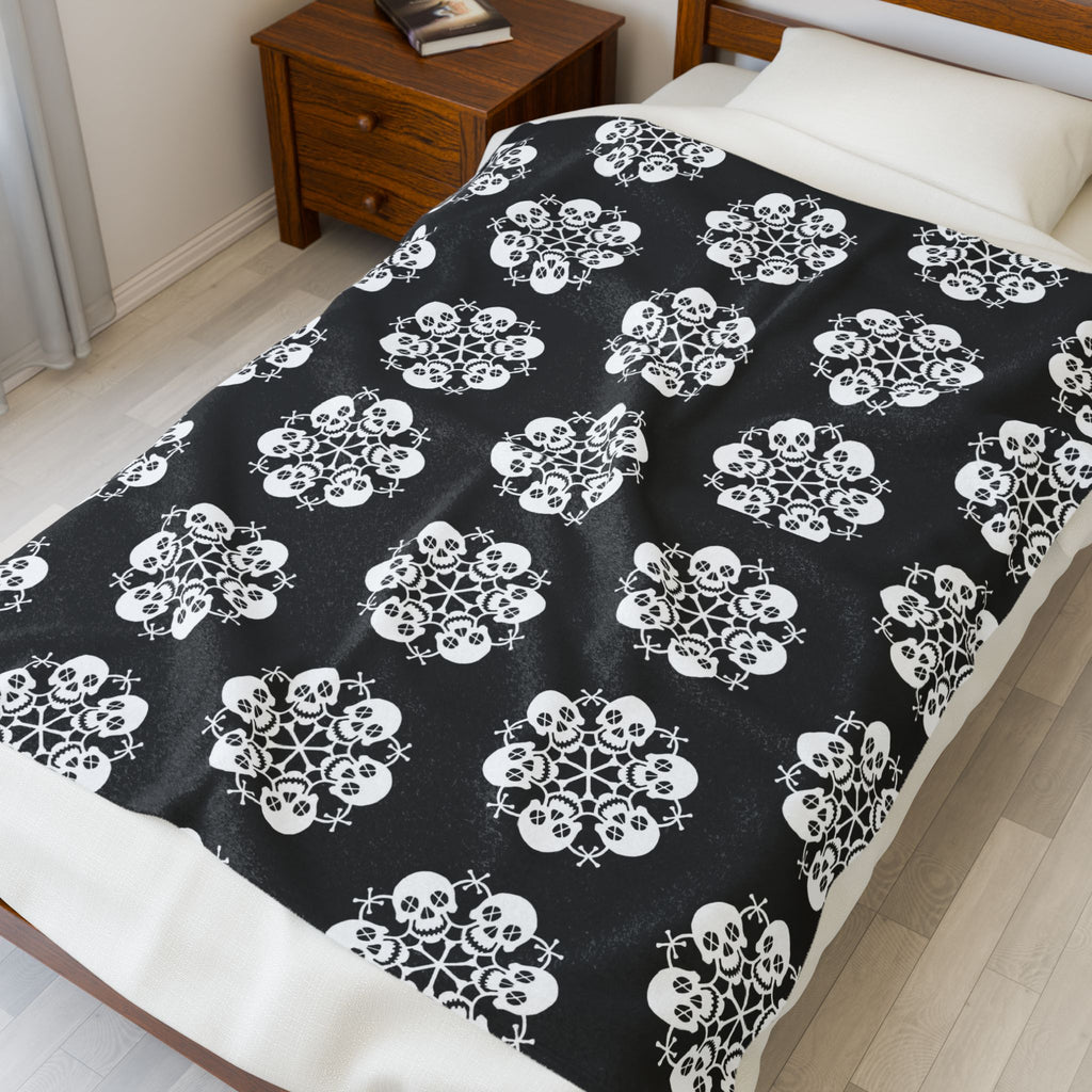 Skull Flakes - Deathly Snow Flakes - Black & White Soft Fleece Blanket (FREE SHIPPING)