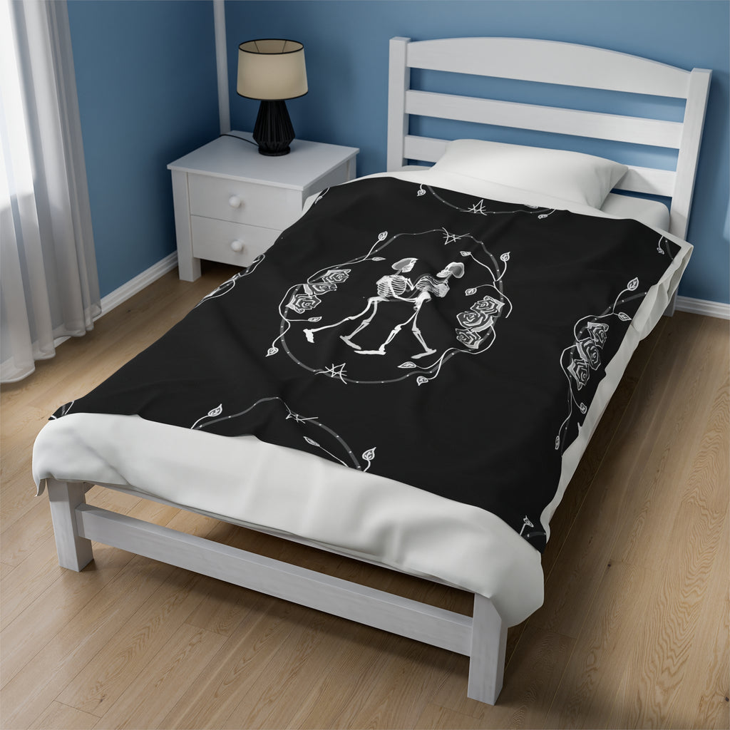 Til Death Do Us Part - Skeleton Couple - Black & White Soft Fleece Blanket (FREE SHIPPING)