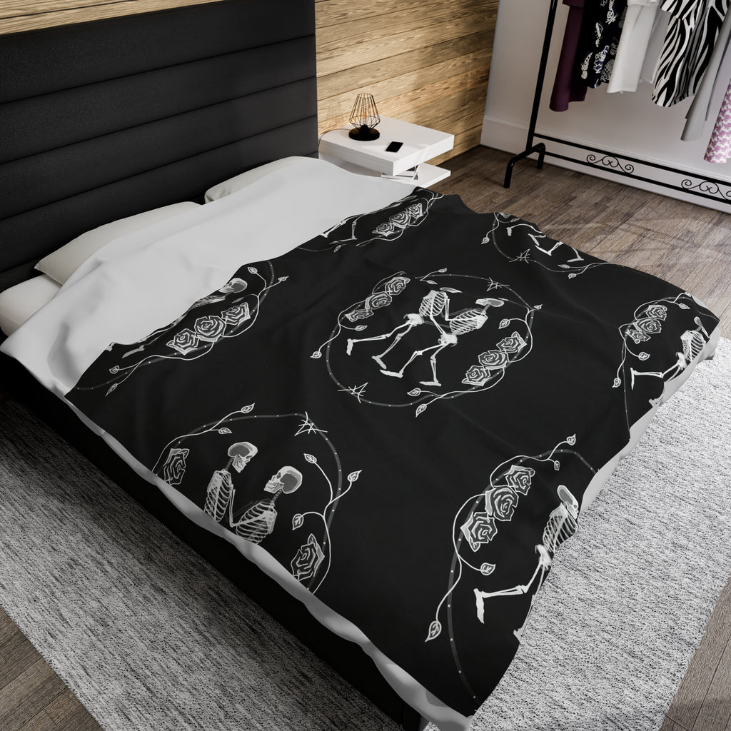 Til Death Do Us Part - Skeleton Couple - Black & White Soft Fleece Blanket (FREE SHIPPING)